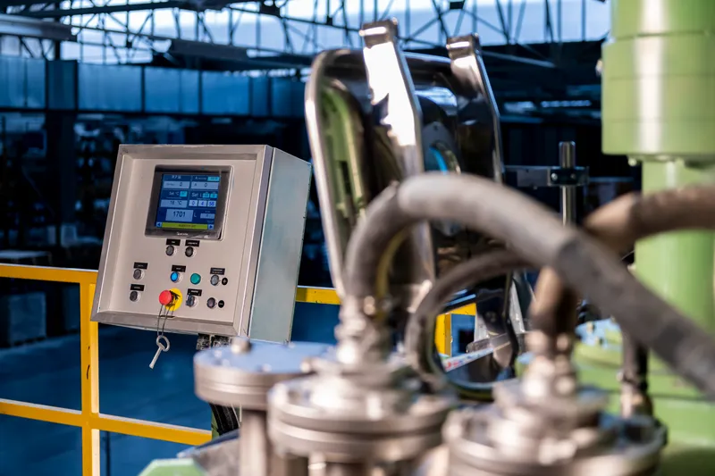 Control panel of a mixing vessel in the DAAS & Chemicals production plant